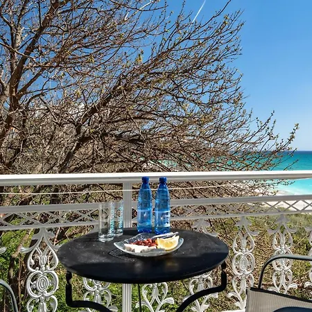 Angela Partial Sea View 8 로우드하타